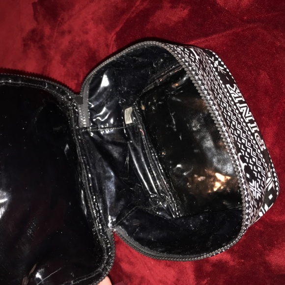 Pink by Victoria Secret Makeup case - Picture 2 of 2